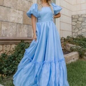 Ivy City Co Wonderland Dress in blue!